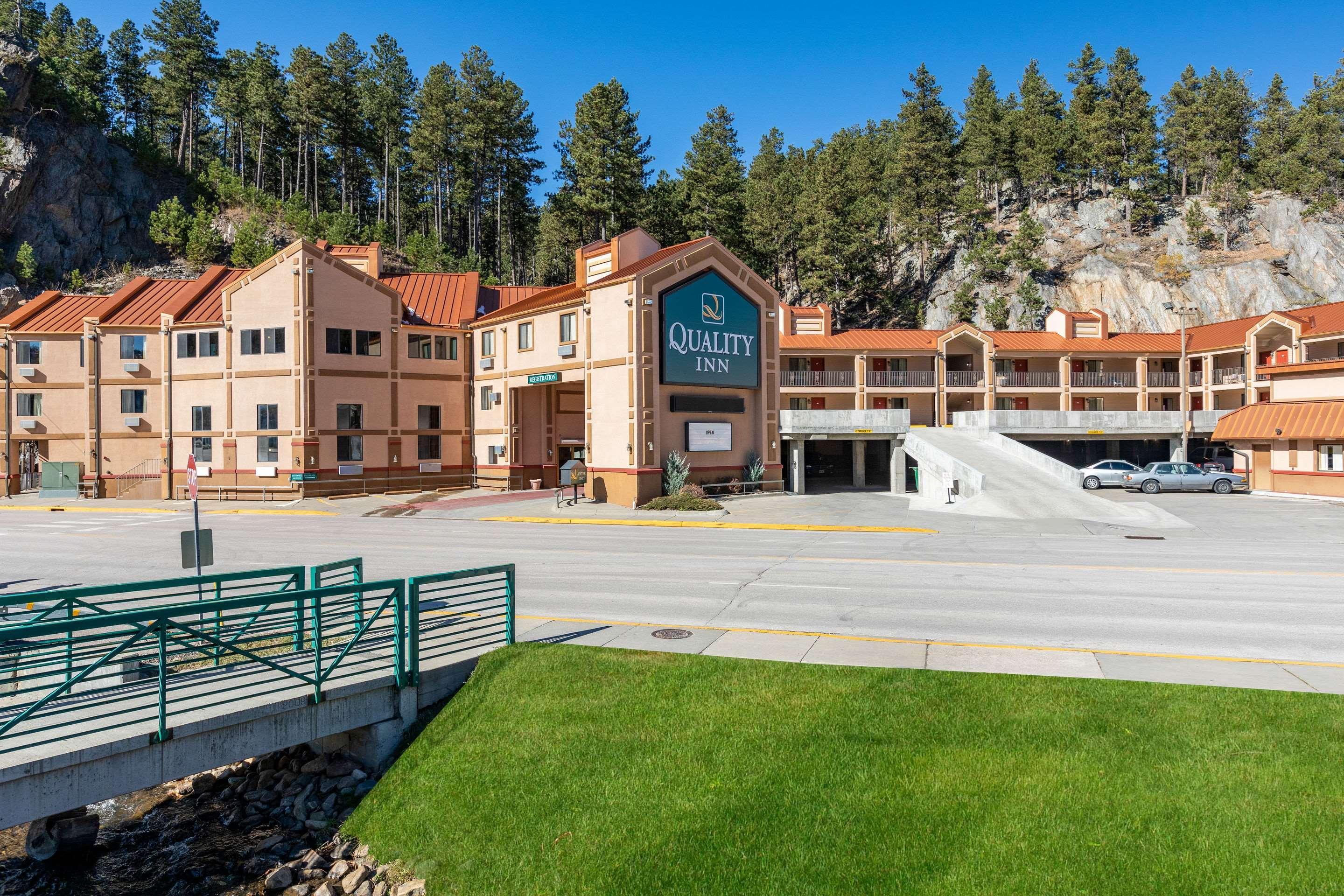 Quality Inn Keystone Near Mount Rushmore Exteriör bild
