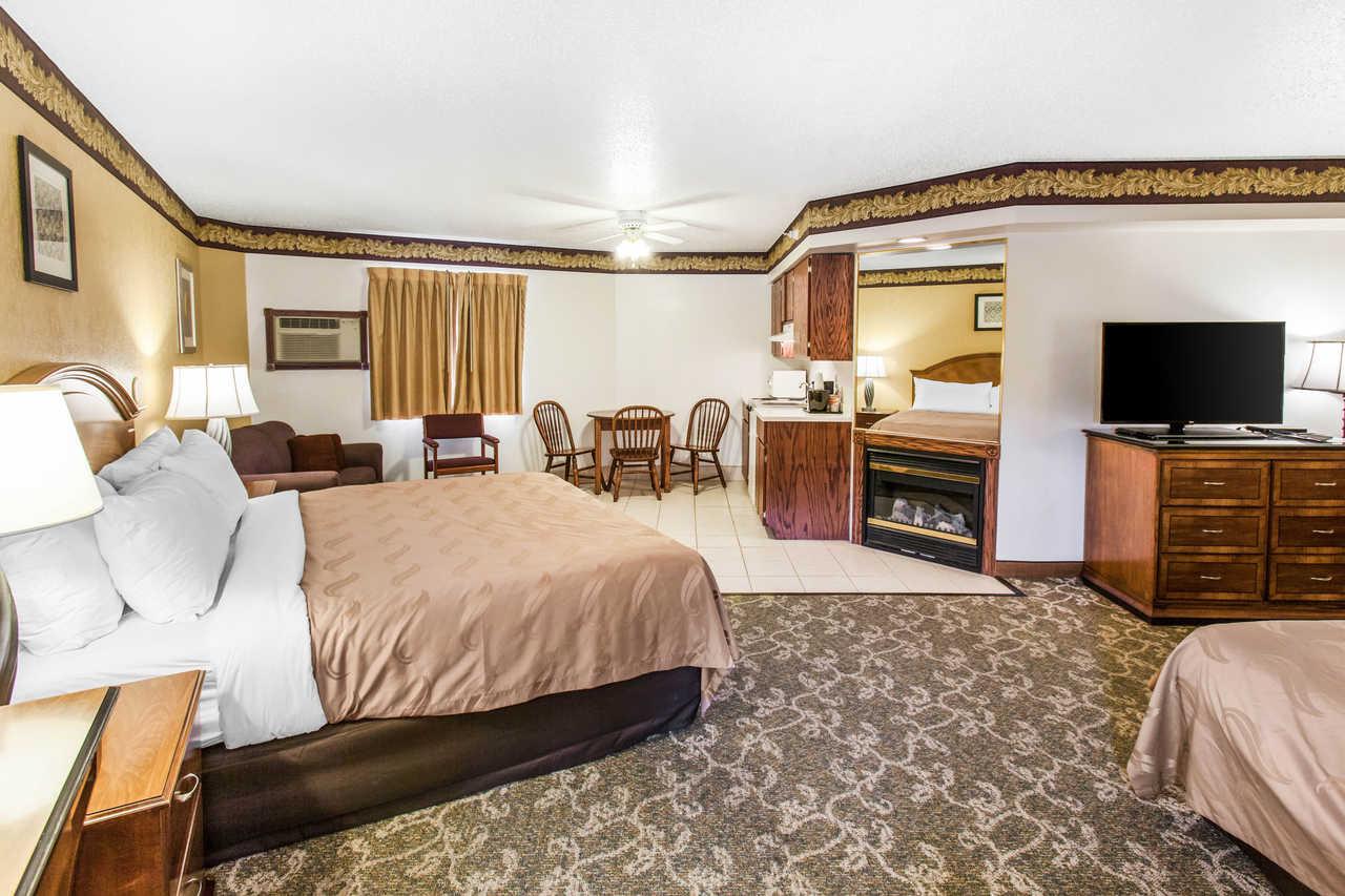 Quality Inn Keystone Near Mount Rushmore Exteriör bild