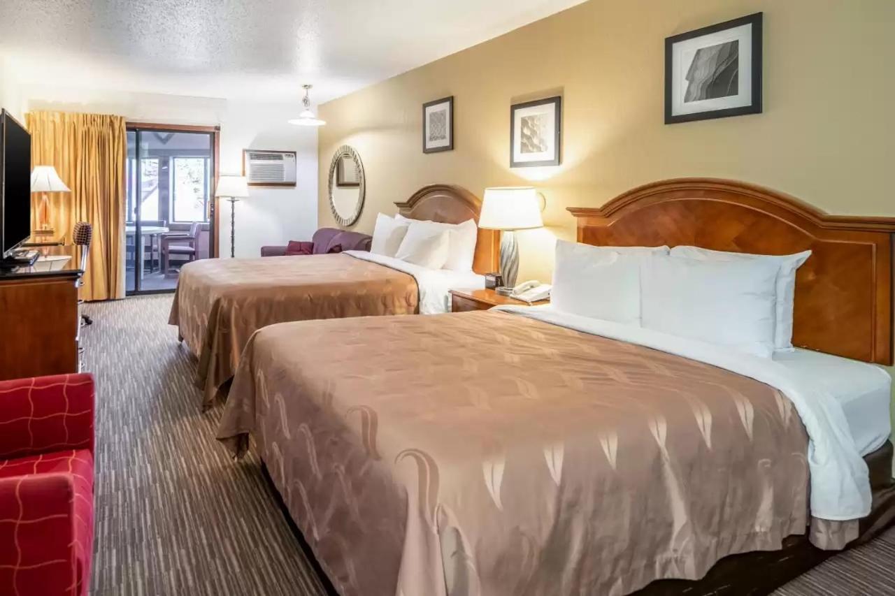 Quality Inn Keystone Near Mount Rushmore Exteriör bild